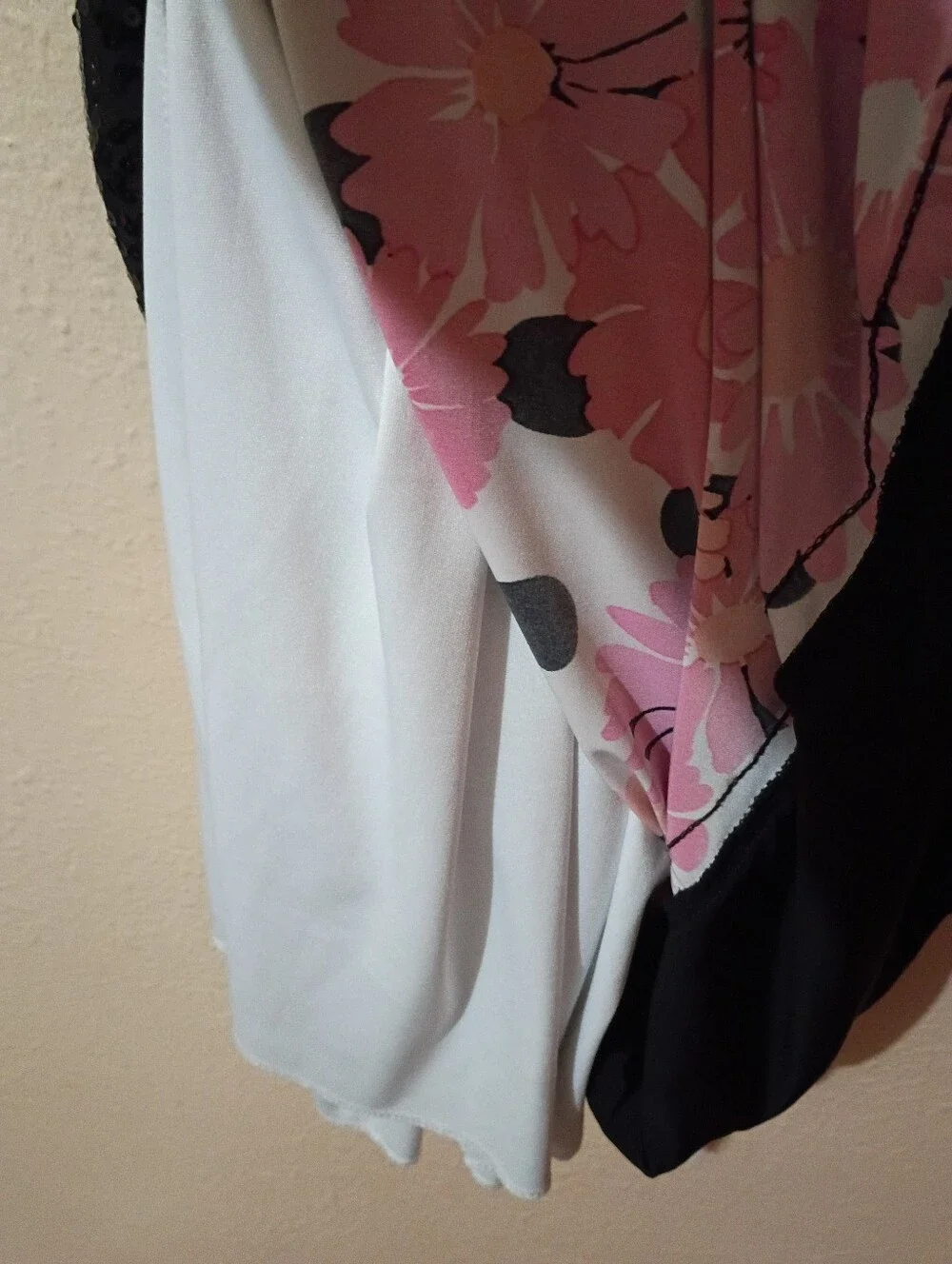 GIRLS SIZE 18 JUSTICE LINED DRESS (2012)